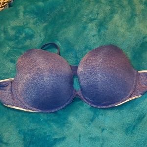 38 d Victoria secret